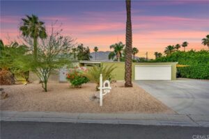 555 S Canon Dr., Palm Springs, CA